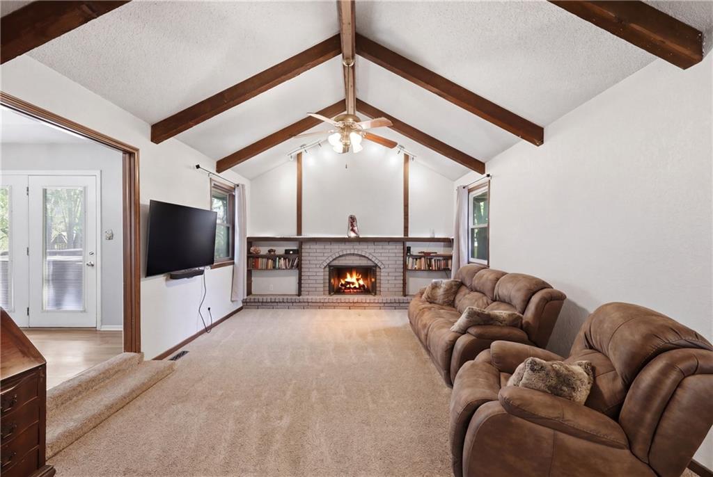 Listing Photo MLS #HMS2612881