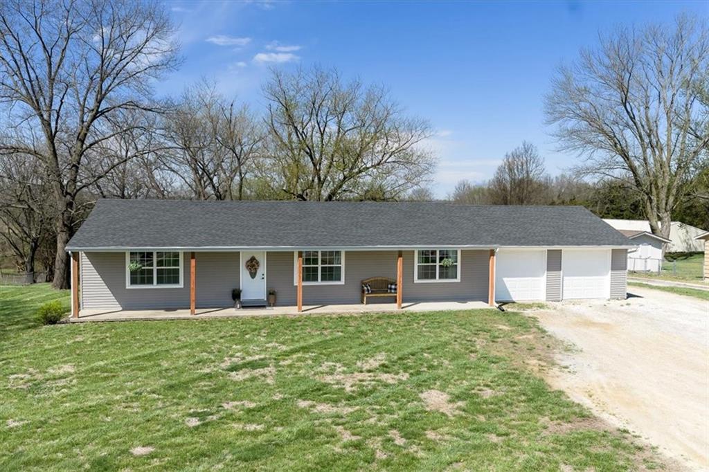 Listing Photo MLS #HMS2612893