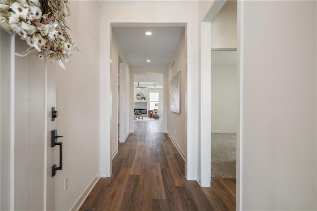 Listing Photo MLS #HMS2612963