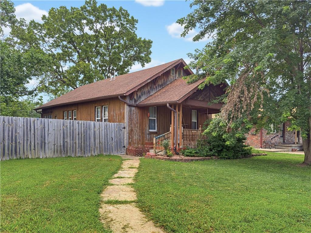 Listing Photo MLS #HMS2613030