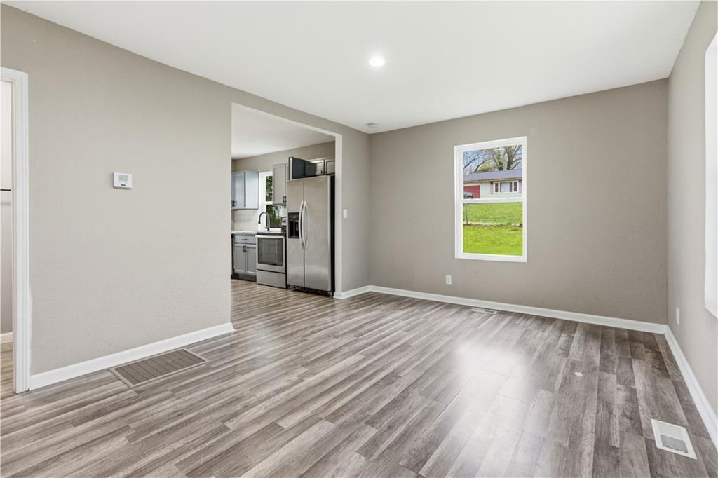 Listing Photo MLS #HMS2613560