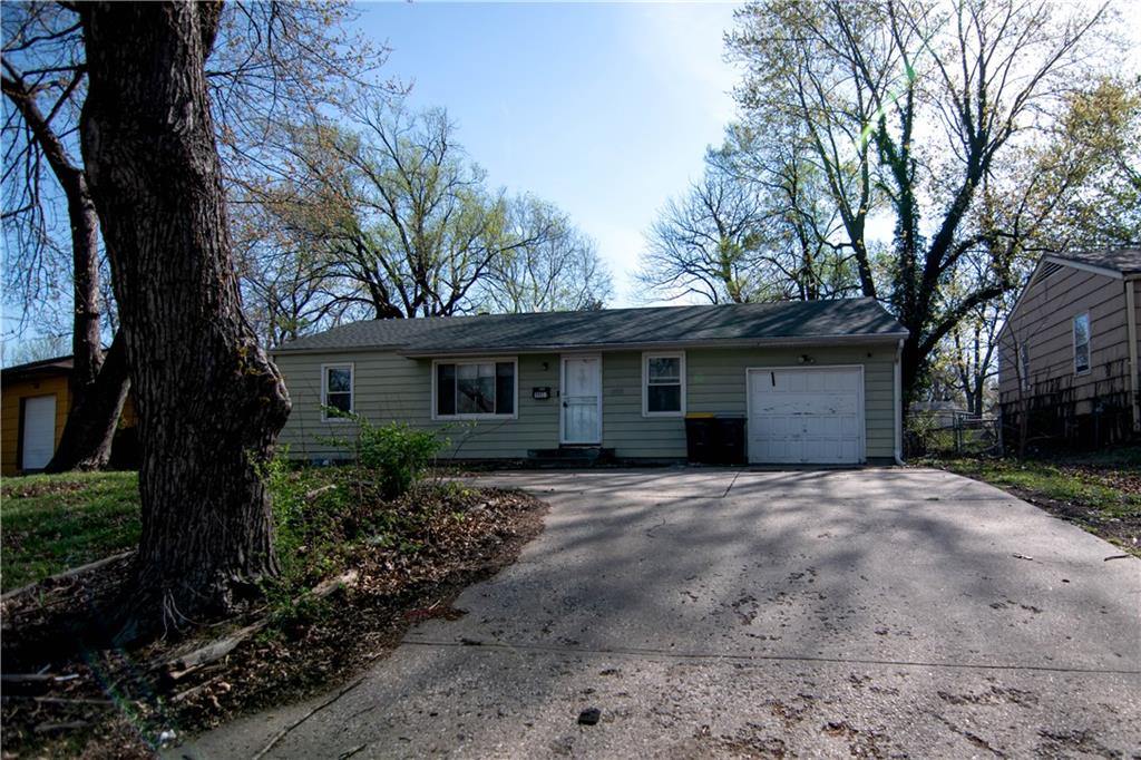 Listing Photo MLS #HMS2613563