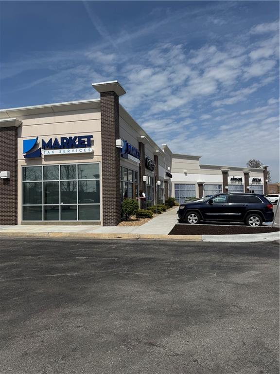 Listing Photo MLS #HMS2613847