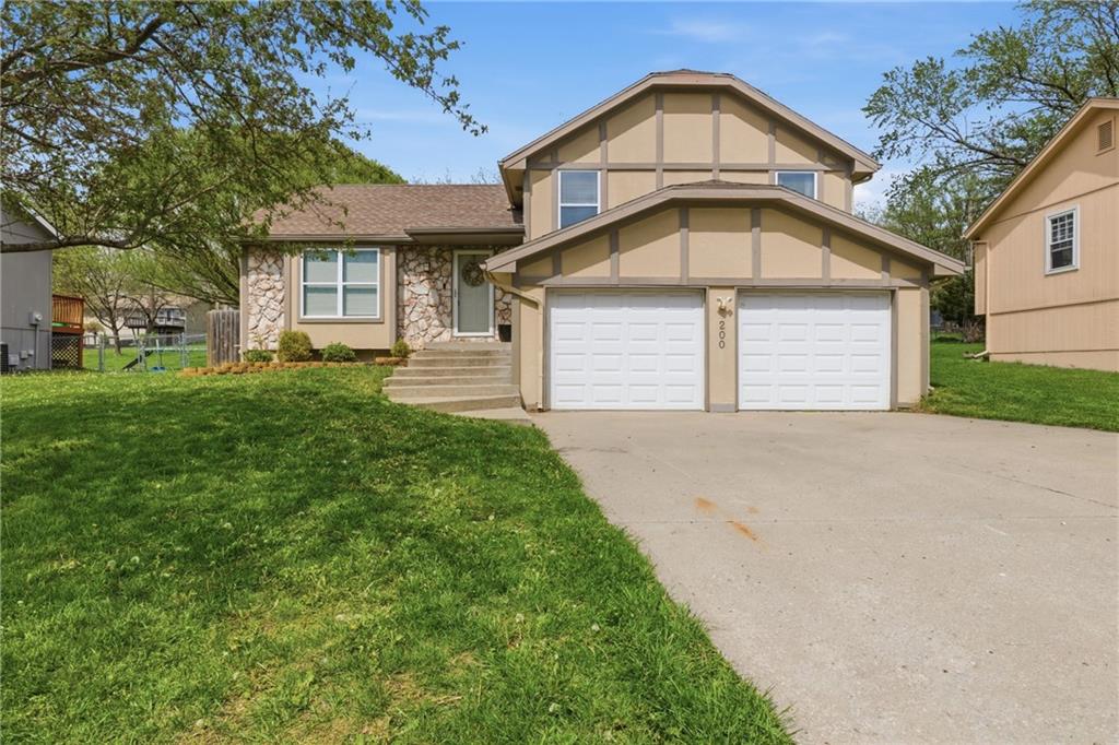 Listing Photo MLS #HMS2614240