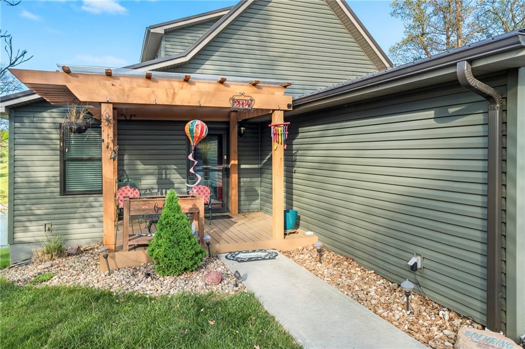 Listing Photo MLS #HMS2614491