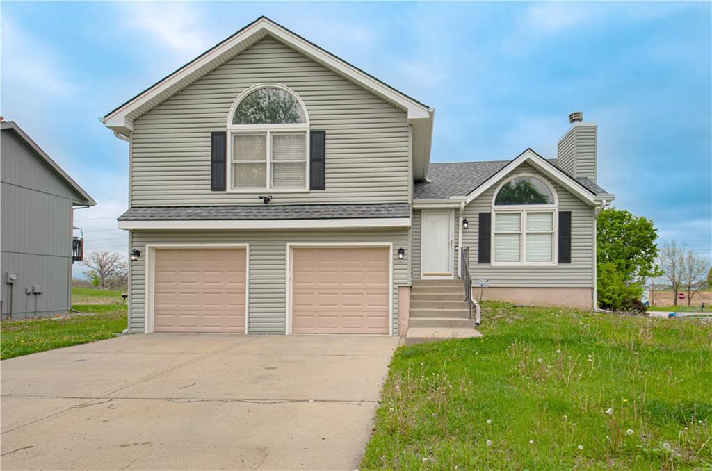 Listing Photo MLS #HMS2614595