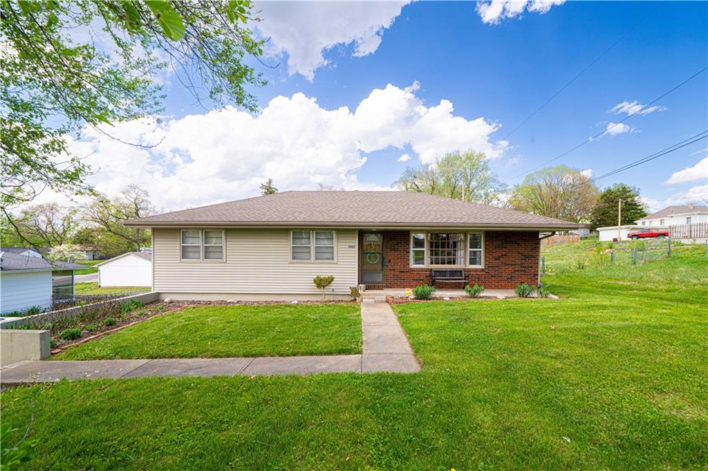 Listing Photo MLS #HMS2614683