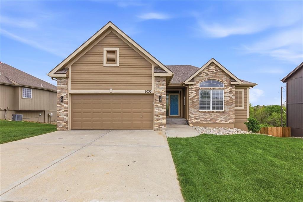 Listing Photo MLS #HMS2614736