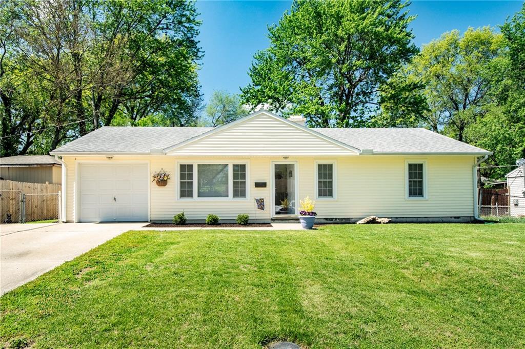 Listing Photo MLS #HMS2614827