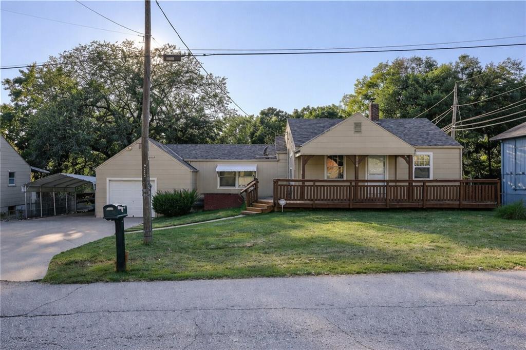 Listing Photo MLS #HMS2615178