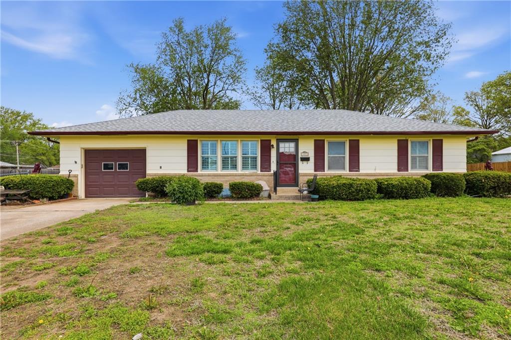 Listing Photo MLS #HMS2615219