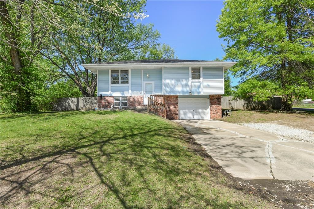 Listing Photo MLS #HMS2615295