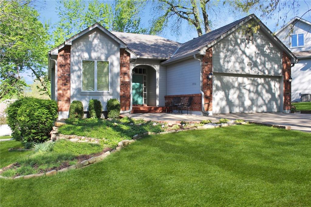 Listing Photo MLS #HMS2615310