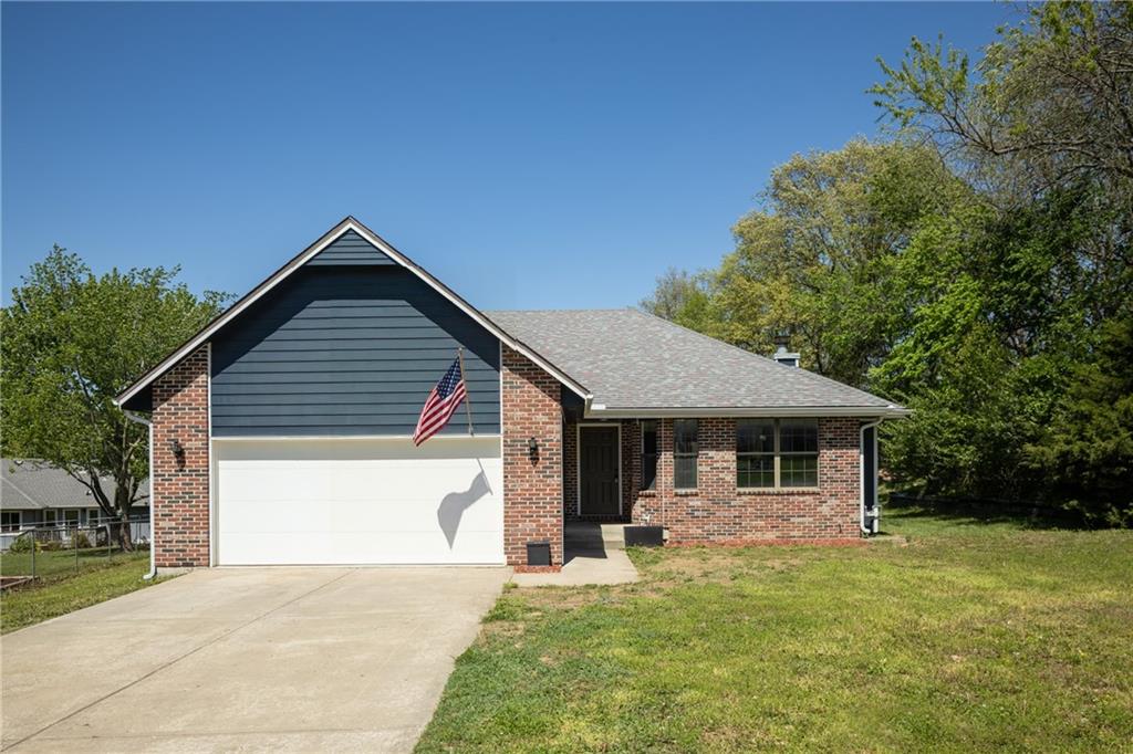 Listing Photo MLS #HMS2615478