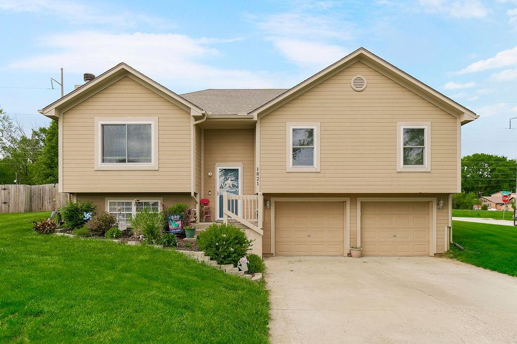 Listing Photo MLS #HMS2615610