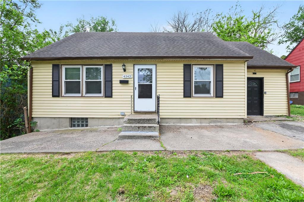 Listing Photo MLS #HMS2615818