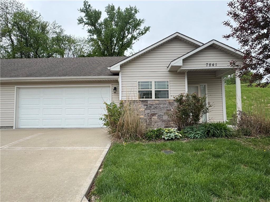 Listing Photo MLS #HMS2615841