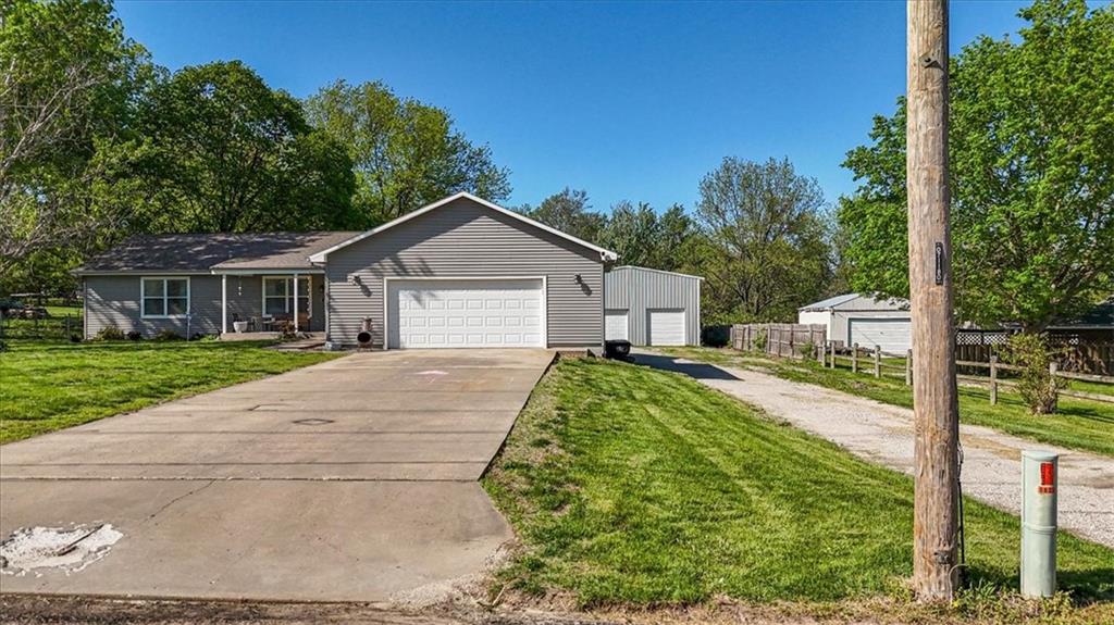Listing Photo MLS #HMS2615931