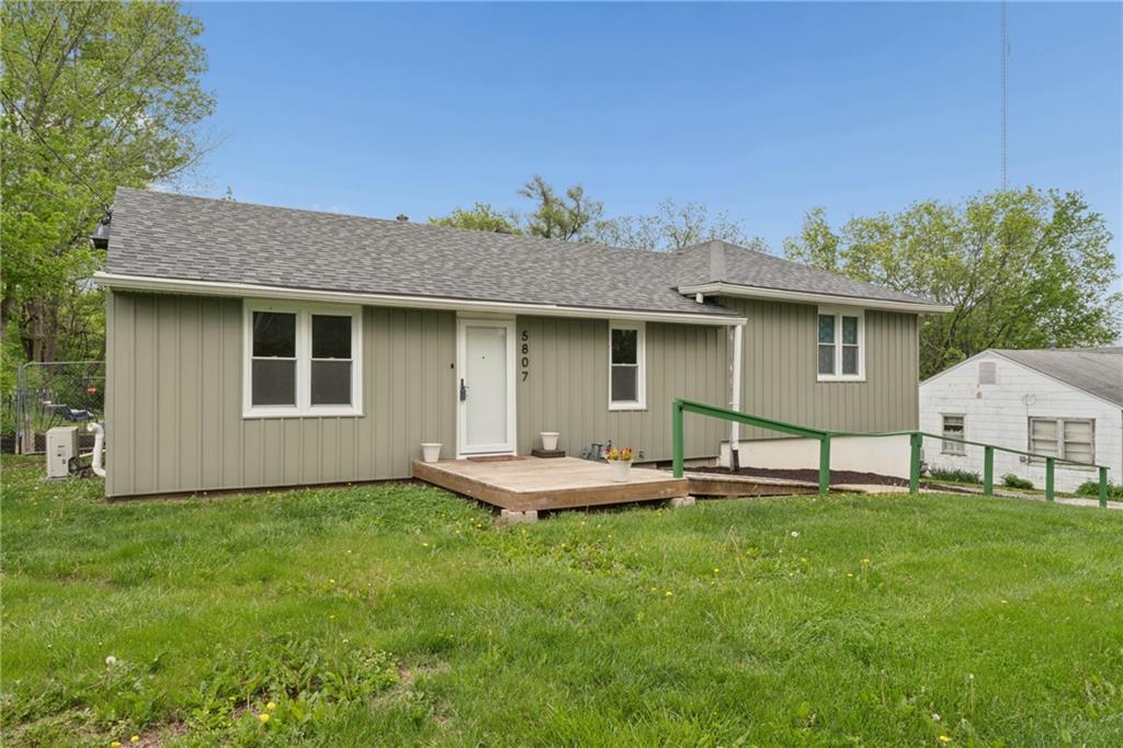 Listing Photo MLS #HMS2616043