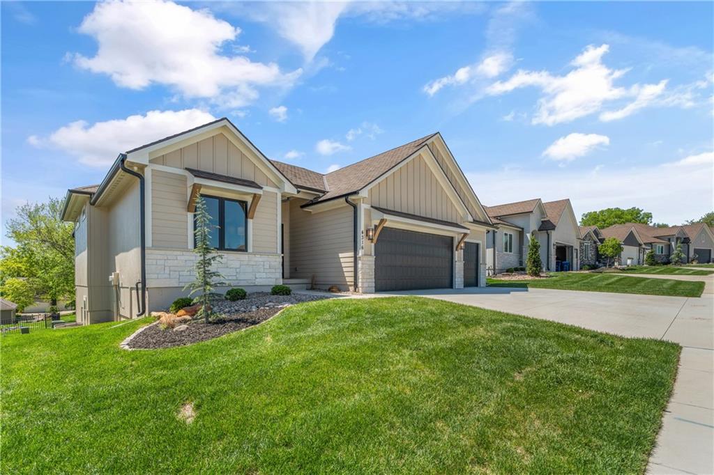 Listing Photo MLS #HMS2616112