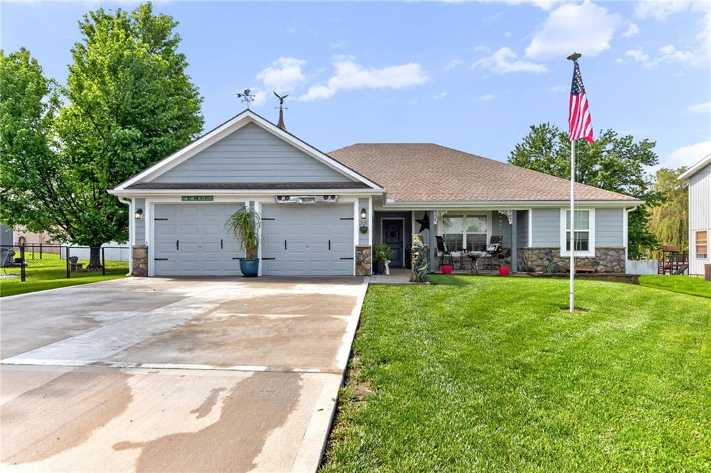 Listing Photo MLS #HMS2616230
