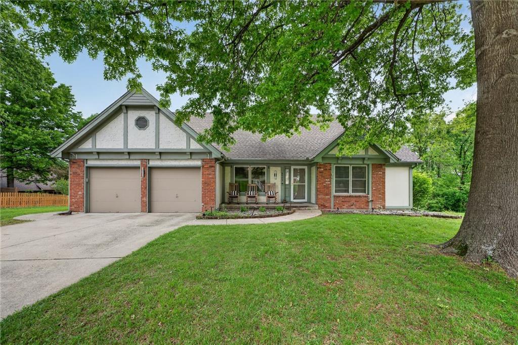 Listing Photo MLS #HMS2616242