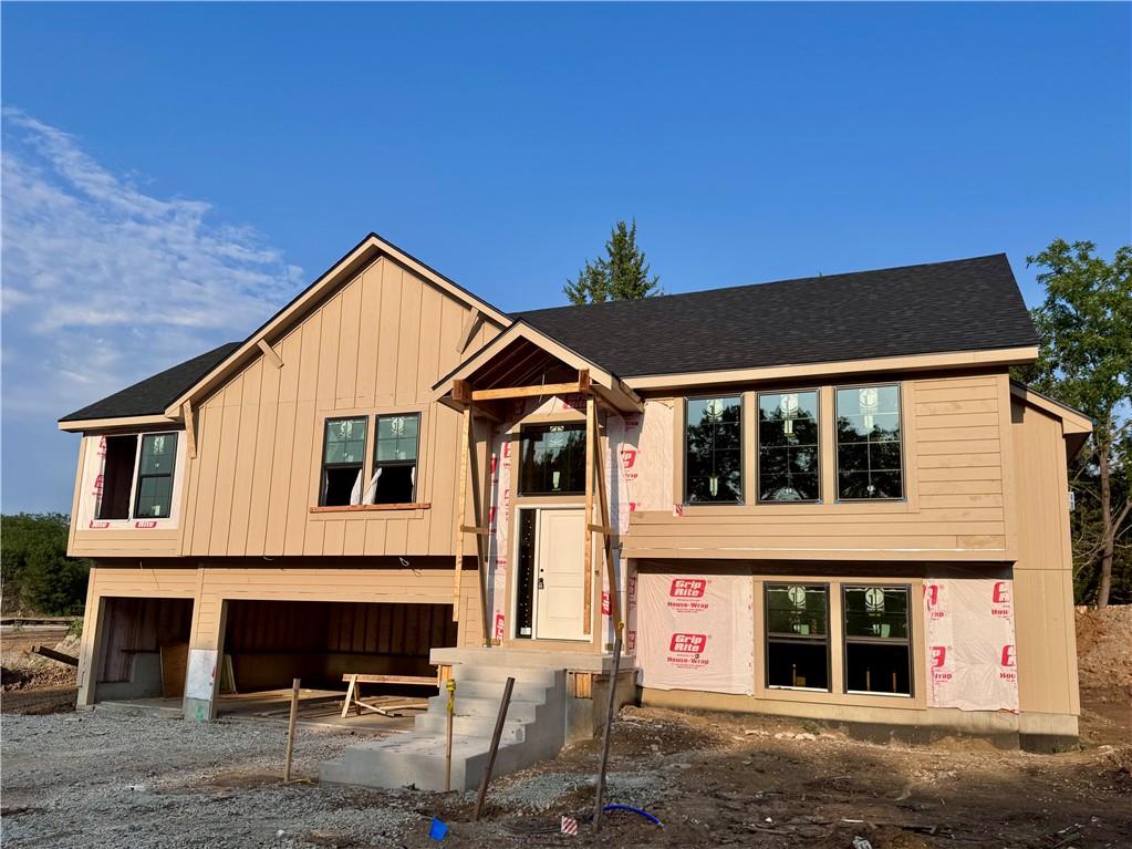Listing Photo MLS #HMS2616278
