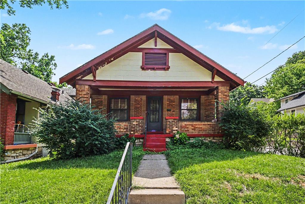 Listing Photo MLS #HMS2616356