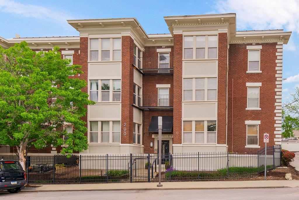 Listing Photo MLS #HMS2616463