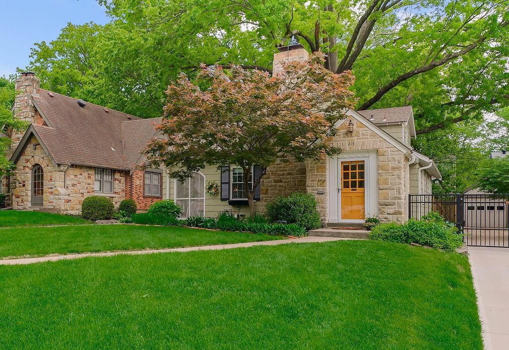 Listing Photo MLS #HMS2616554