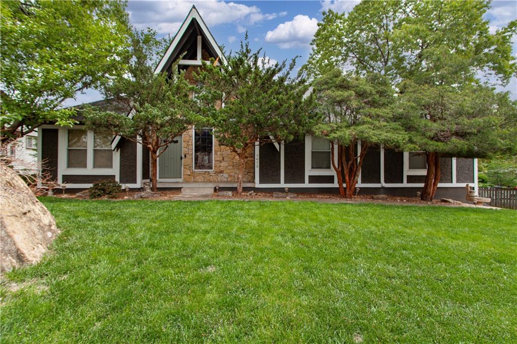 Listing Photo MLS #HMS2616579