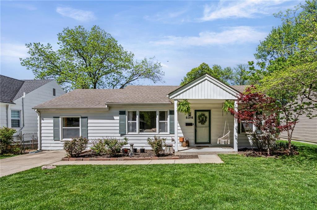 Listing Photo MLS #HMS2616612