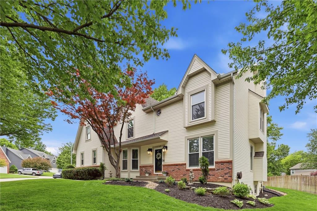 Listing Photo MLS #HMS2616962