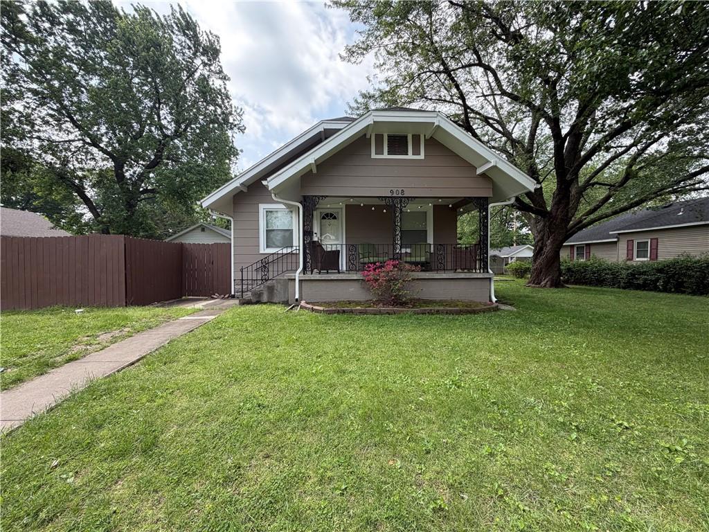 Listing Photo MLS #HMS2617014