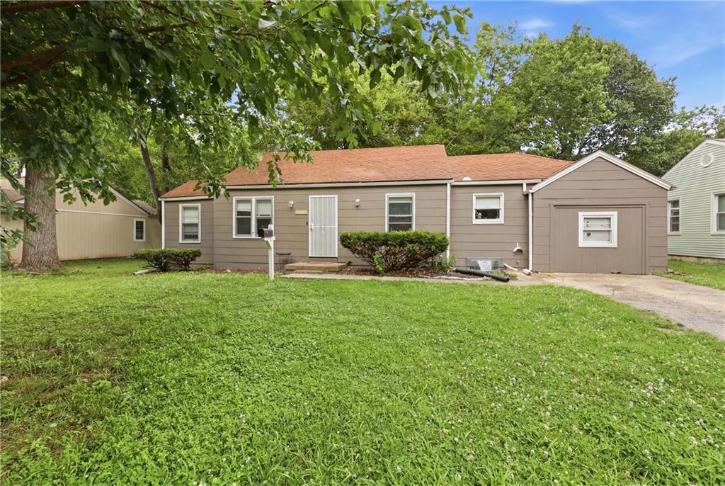 Listing Photo MLS #HMS2617016