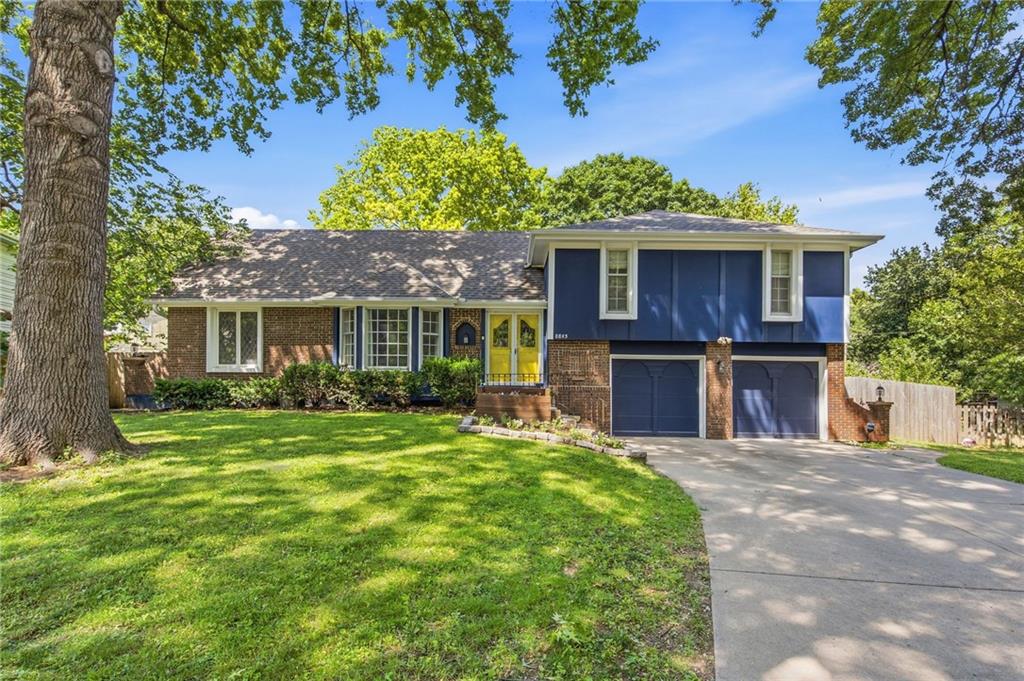Listing Photo MLS #HMS2617047