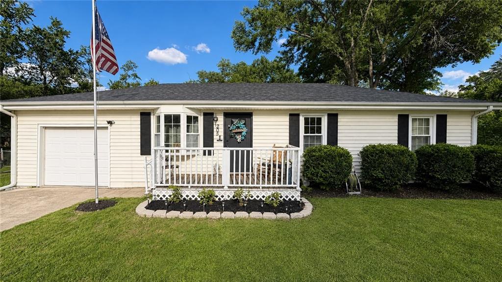 Listing Photo MLS #HMS2617052
