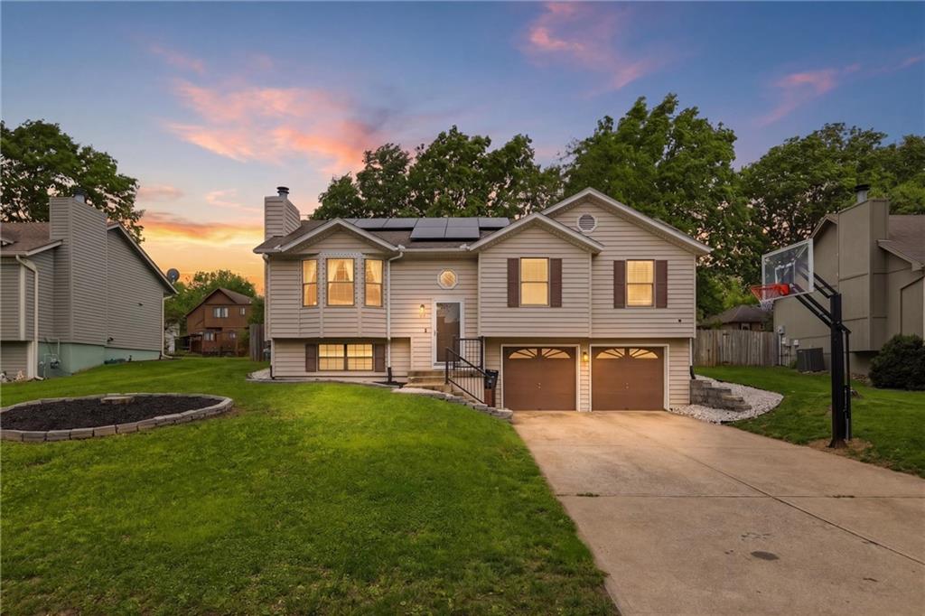 Listing Photo MLS #HMS2617125
