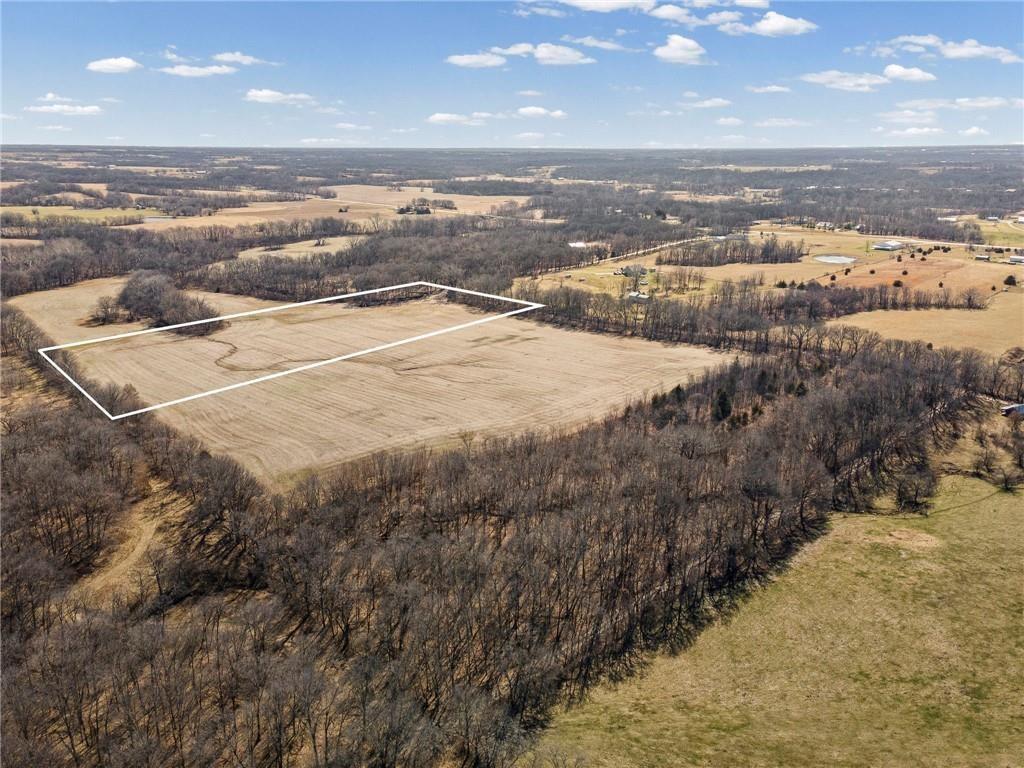 Listing Photo MLS #HMS2617209