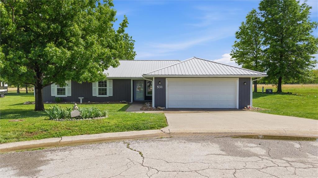 Listing Photo MLS #HMS2617226
