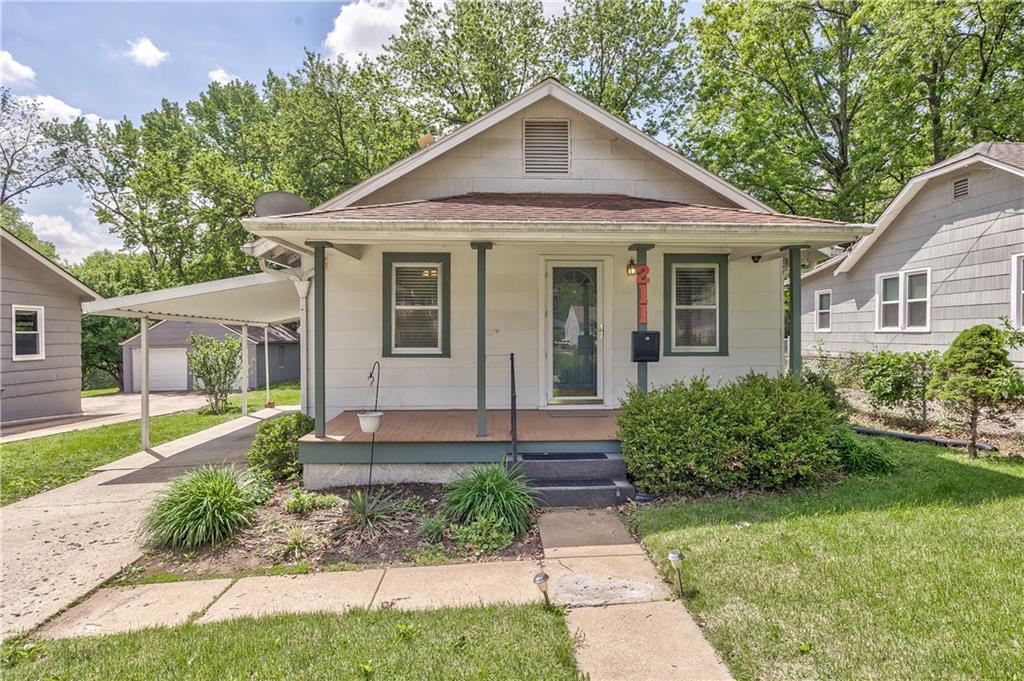 Listing Photo MLS #HMS2617333