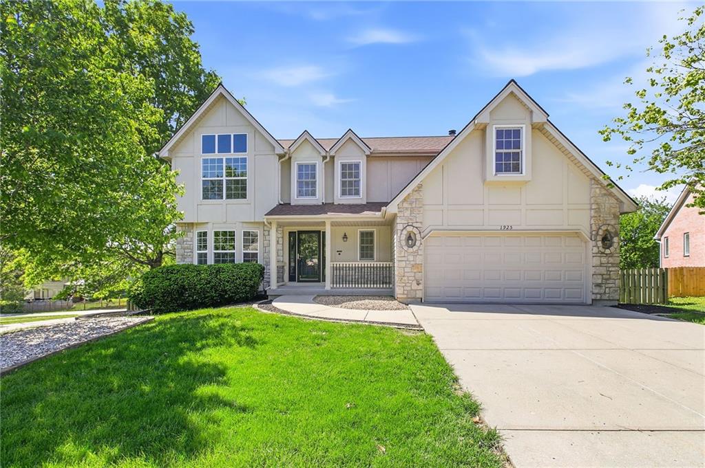 Listing Photo MLS #HMS2617429