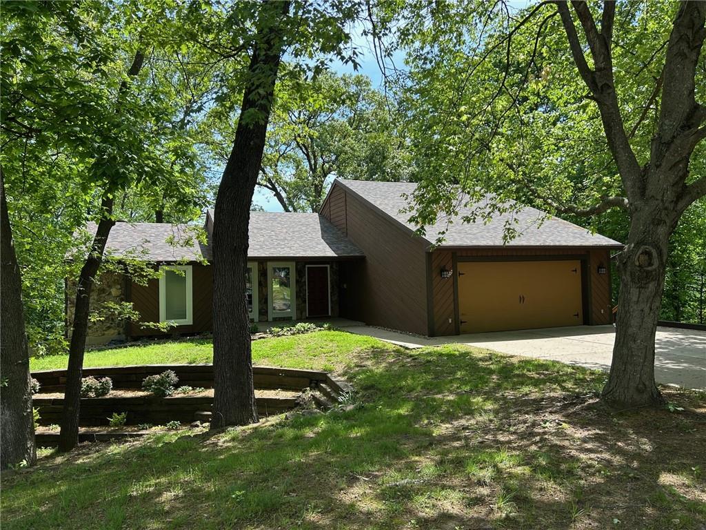 Listing Photo MLS #HMS2617591