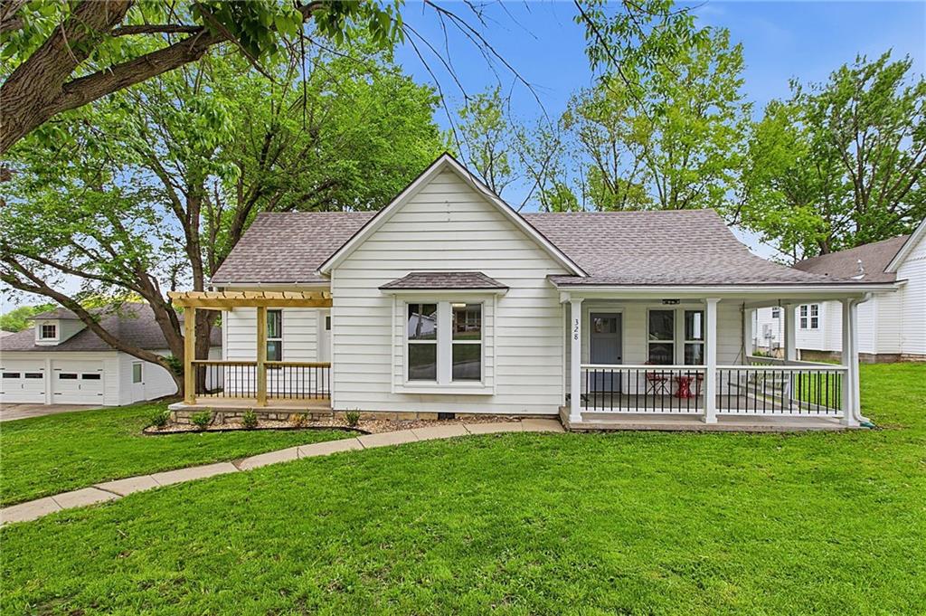 Listing Photo MLS #HMS2617648