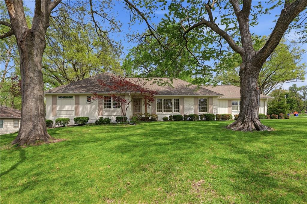 Listing Photo MLS #HMS2617894
