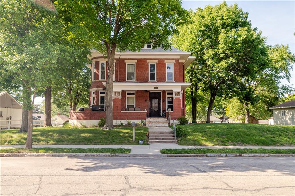 Listing Photo MLS #HMS2617915