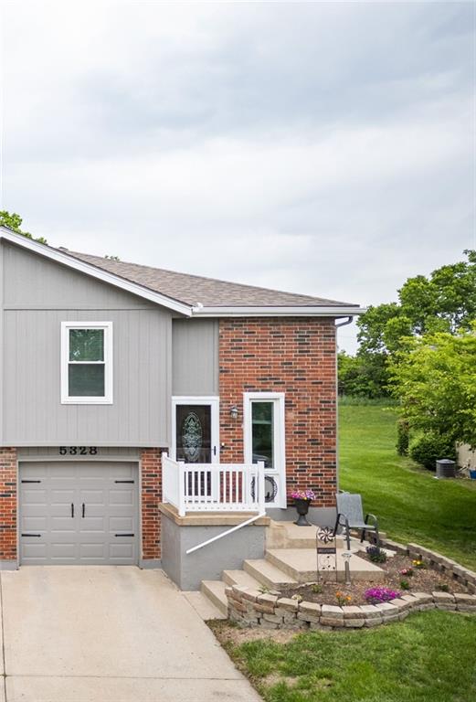 Listing Photo MLS #HMS2618071