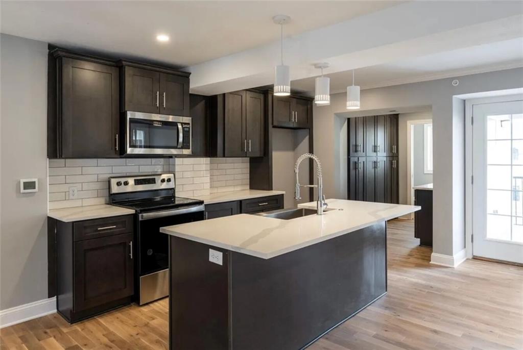 Listing Photo MLS #HMS2618410