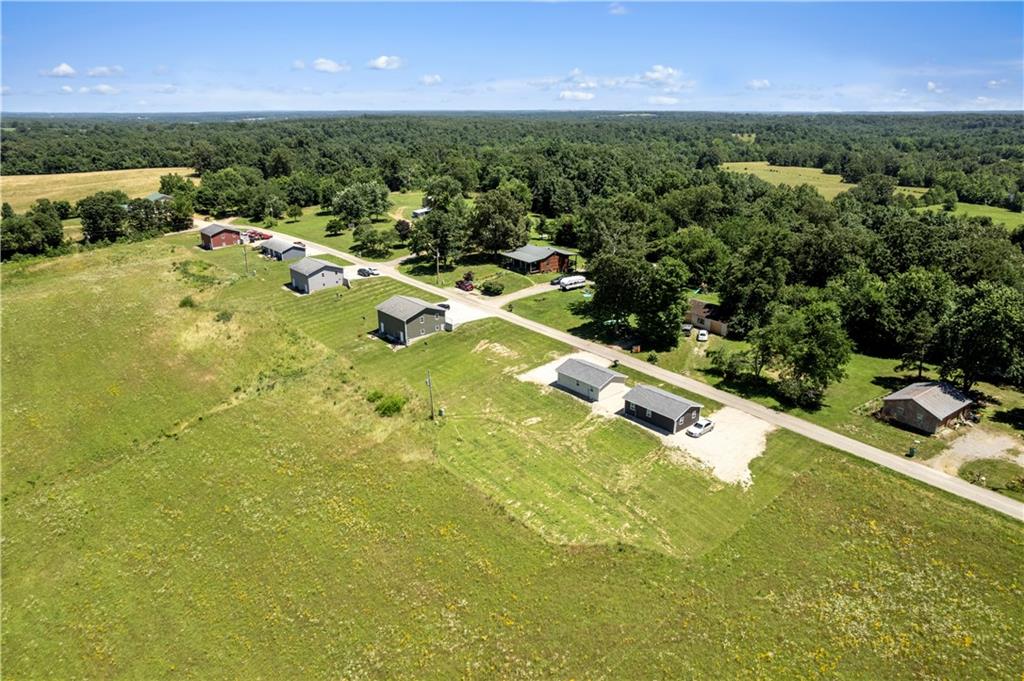 Listing Photo MLS #HMS2618626