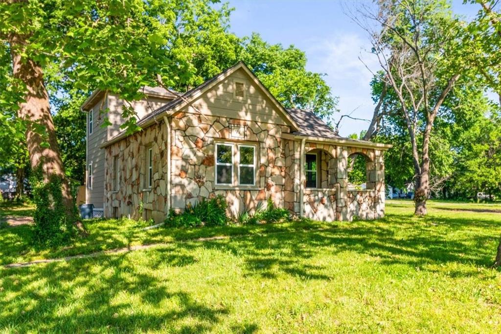 Listing Photo MLS #HMS2618940